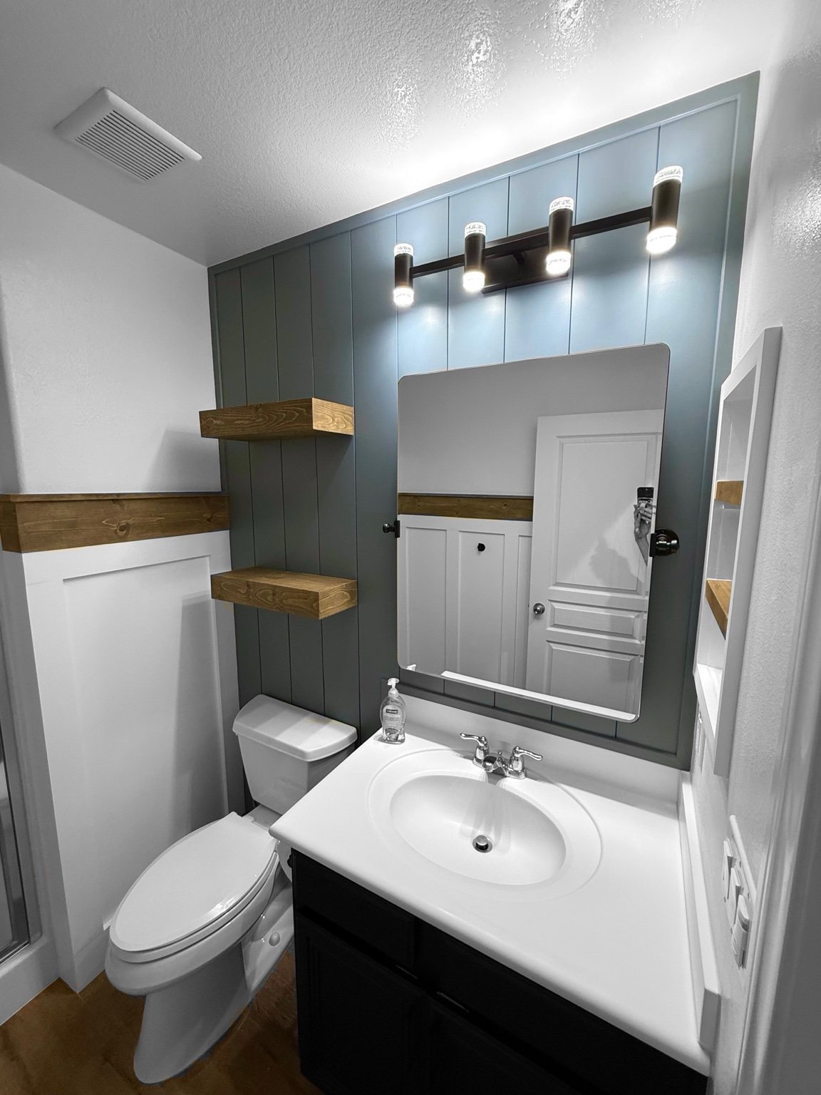 Bathroom feature wall after